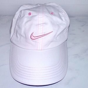 Nike golf white and pink hat like new